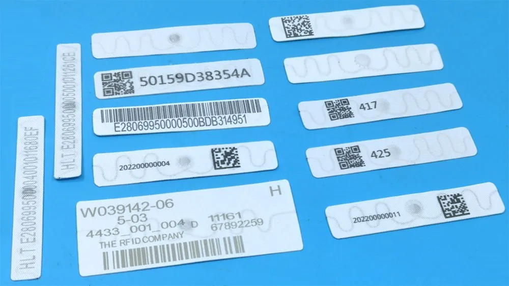 Données variables de la puce de blanchisserie HLT RFID